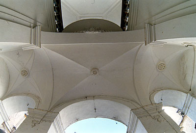 Palazzo Coccia-Cirillo: volta della loggia. (foto Gioacchino Albanese)