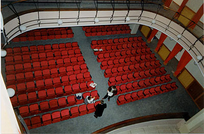 Teatro Mercadante: veduta dall'alto della platea. (foto Gioacchino Albanese)