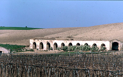 L'antico edificio di posta della masseria Cafora. (foto Gioacchino Albanese)