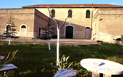 Il complesso degli edifici che formano la parte principale della masseria. (foto Gioacchino Albanese)