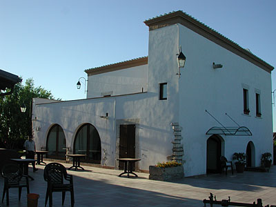 Masseria il Gelso: facciata laterale. (foto Gioacchino Albanese)