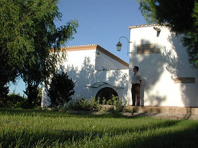 Masseria il Gelso: edificio minore. Facciata posteriore. (foto Gioacchino Albanese)