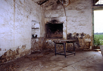 Masseria Mancini: interno di una delle case. (foto Gioacchino Albanese)