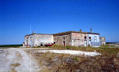 Posta dei preti: l'unico edificio rimasto del vasto complesso di cui era costituita la masseria un tempo. (foto Gioacchi