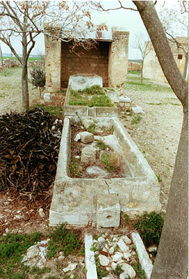 Masseria Profico: gli abbeveratoi. (foto Gioacchino Albanese)