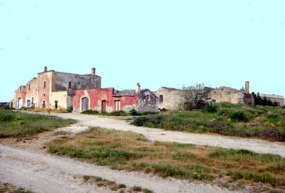 Veduta laterale del complesso. (foto Gioacchino Albanese)