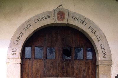 San Giovanni in fonte: arcata principale dell'edificio padronale. (foto Gioacchino Albanese)