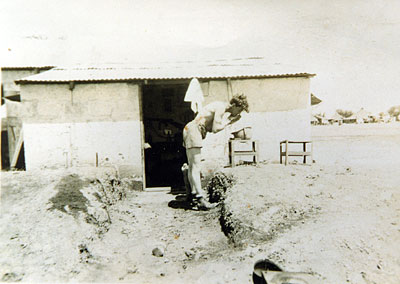 San Giovanni in fonte: zona docce organizzata dall'aeronautica militare americana durante la II guerra mondiale. (foto d