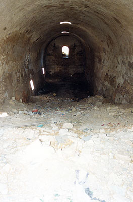S. Giovanni di Zezza: interno dell'edificio di servizio. ( foto Gioacchino Albanese )