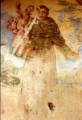 S. Giovanni di Zezza: affresco con la figura di S. Antonio nella vecchia chiesetta. (foto Gioacchino Albanese)