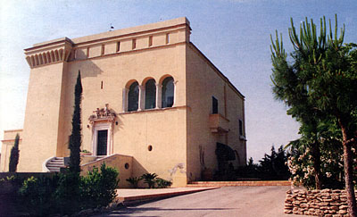 Masseria San Lorenzo: prospetto della masseria. (foto Gioacchino Albanese)