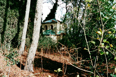 San Lilzo: esterno della cappella. Abside e transetto. (foto Gioacchino Albanese)