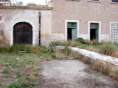 Masseria Tannoia: piano di rialzo su cui si sopraeleva la casa padronale. (foto Gioacchino Albanese)