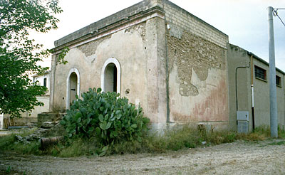 Masseria Tannoia: veduta laterale della casa del guardiano. (foto Gioacchino Albanese)