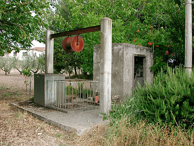 Masseria Tannoia: il pozzo. (foto Gioacchino Albanese)