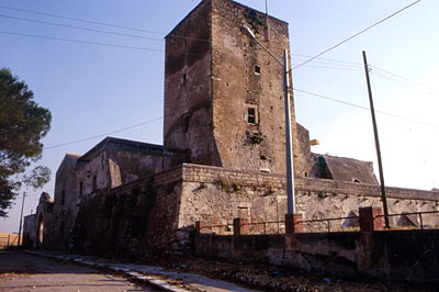 Torre Alemanna costruita nel XIV sec. ( foto Gioacchino Albanese )