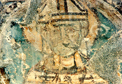 Affreschi del piano terra della Torre. Ritratto di vescovo (particolare). ( foto Gioacchino Albanese )