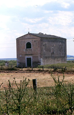 Masseria Torretta: la chiesetta. (foto Gioacchino Albanese)