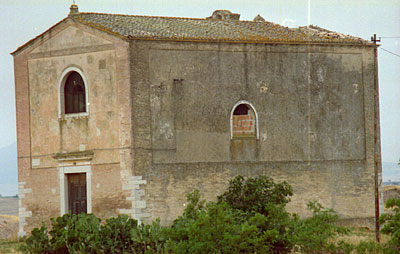 Masseria Torretta: la chiesetta. (foto Gioacchino Albanese)