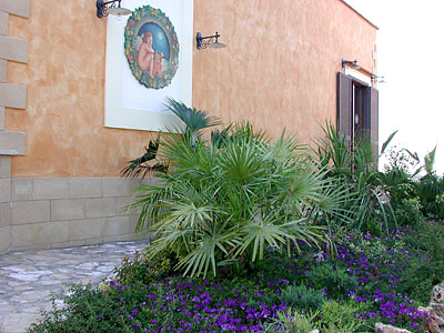 Masseria Tozzi: facciata di ingresso. (foto Gioacchino Albanese)