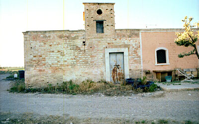 Edificio secondario della masseria Vallecannella. (foto Gioacchino Albanese)
