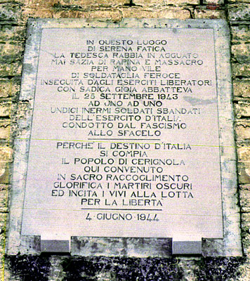 Lapide dedicata ai caduti di Vallecannella dall'amministrazione comunale di Cerignola. (foto Gioacchino Albanese)
